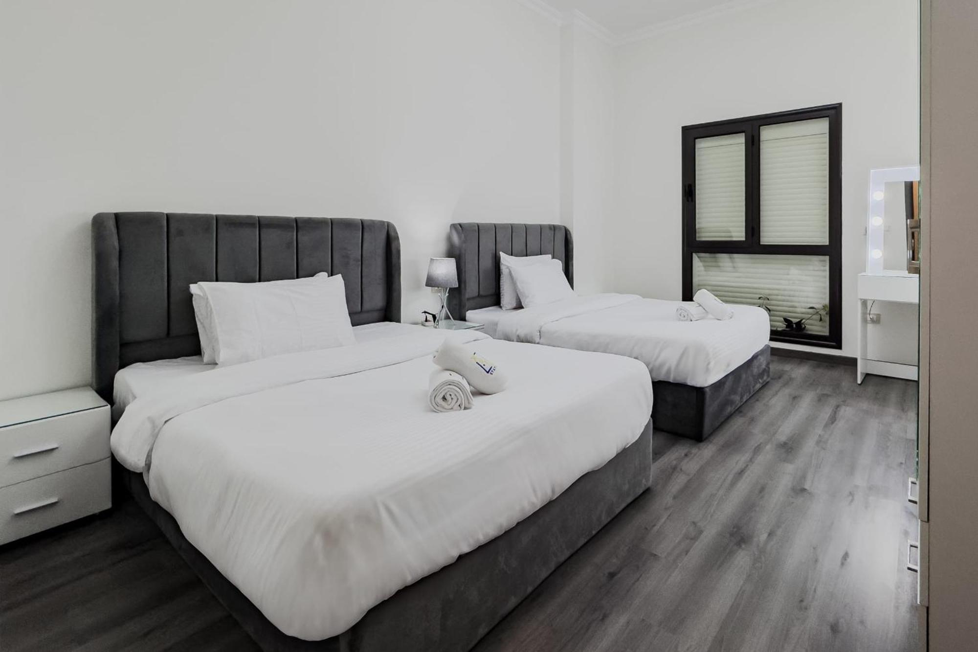 Trendy & Tidy 2bdr 5 Min To Cai Airport Cairo